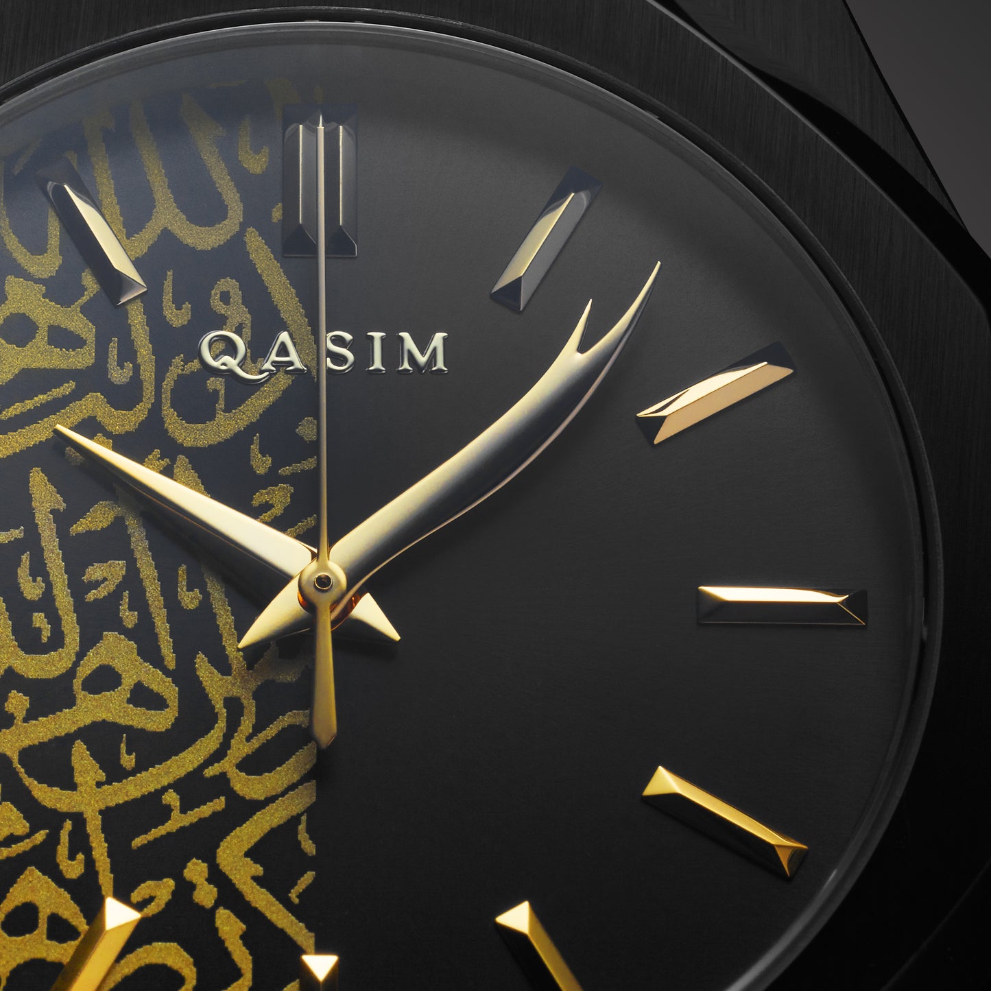 Dhulfiqar Midnight – Black & Gold 38MM